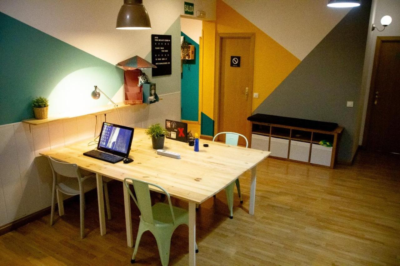 Onefam Sungate Hostel Madrid Exterior photo