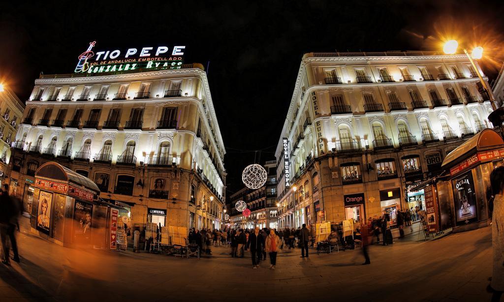 Onefam Sungate Hostel Madrid Exterior photo